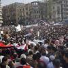 -지난 2월 1일 이집트 카이로에서는 이집트 민중 1백만 명 이상이 무바라크 퇴진을 요구하며 행진을 했다.