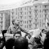 -2월 7일 타흐리르 광장에서 구호를 선창하는 이집트 아이