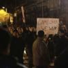 -무바라크의 퇴진 발표가 있던 2월 11일 이집트 민중들이 광장에 모여 환호하고 있다.