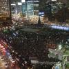 -24일 저녁 서울 시청광장에서 1만여 명이 모여 한미FTA 무효화국제행동을 열었다.
