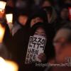 -24일 저녁 서울 시청광장에서 열린 ‘한미FTA 날치기 무효! 이명박 퇴진! 한나라당 해체! 촛불문화제’에서 참가자들이 구호를 외치고 있다. 