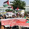 -5월 4일 오후 33차 ‘팔레스타인인들과 연대를!’ 집회를 마친 참가자들이 서울 광화문을 출발해 명동을 지나 주한 이스라엘 대사관 인근까지 행진하고 있다.