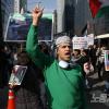 -3월 23일 오후 집회를 마친 참가자들이 광화문에서 출발해 명동을 지나 주한 이스라엘 대사관 앞까지 행진하고 있다.